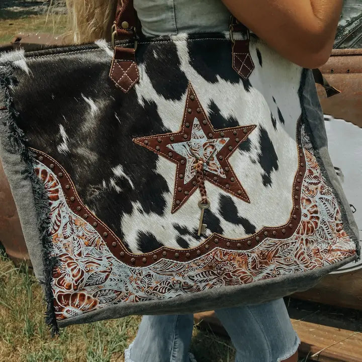 Star Western Cowhide Travel, Overnight Myra Weekender Bag